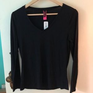 La senza black v neck
